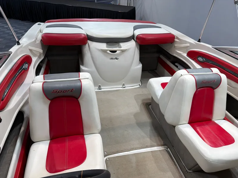 Slide: The Image of Sea Ray 205 Sport 2006 - 11