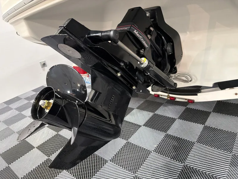 Slide: The Image of Sea Ray 205 Sport 2006 - 5