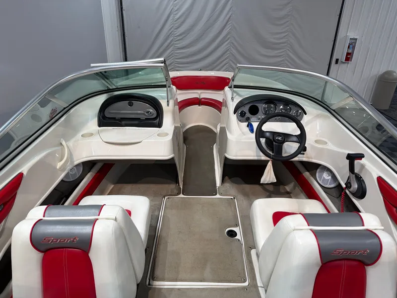 Slide: The Image of Sea Ray 205 Sport 2006 - 8