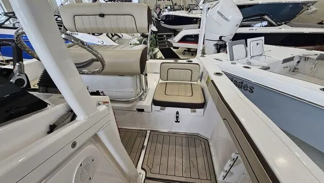 Slide: The Image of Yamaha 210 FSH Sport 2025 - 8