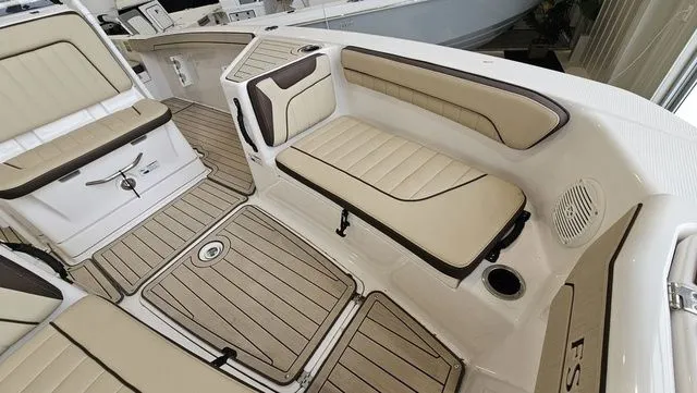 Slide: The Image of Yamaha 210 FSH Sport 2025 - 13