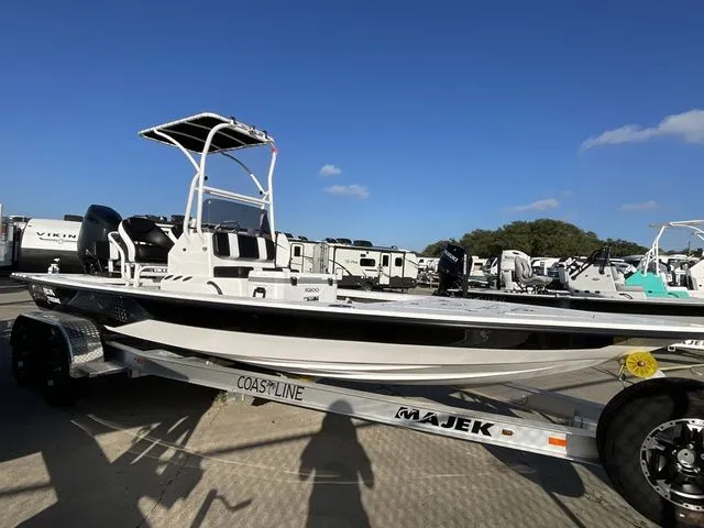 The Image of Majek 22 XTREME 2026 - 1