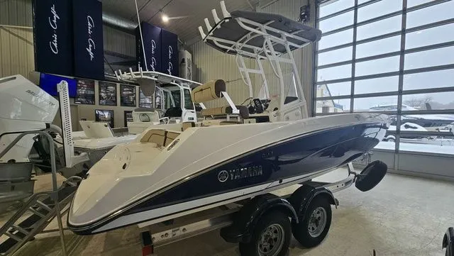 Slide: The Image of Yamaha 210 FSH Sport 2025 - 3