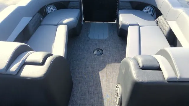 Slide: The Image of SunCatcher ELITE 324RC 2026 - 8