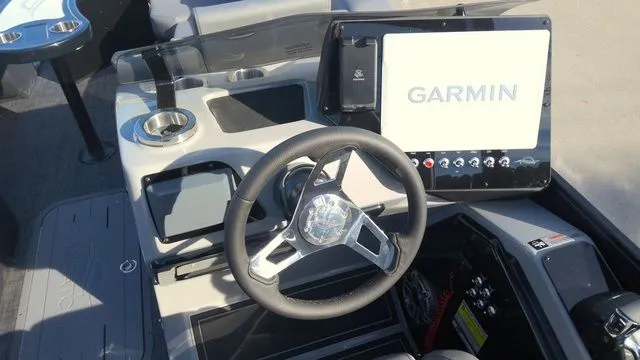 Slide: The Image of SunCatcher ELITE 324RC 2026 - 9