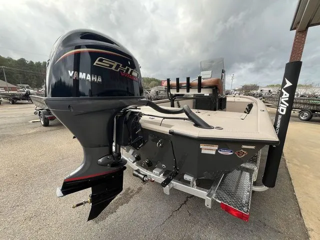 Slide: The Image of Avid 19 FSX 2026 - 11