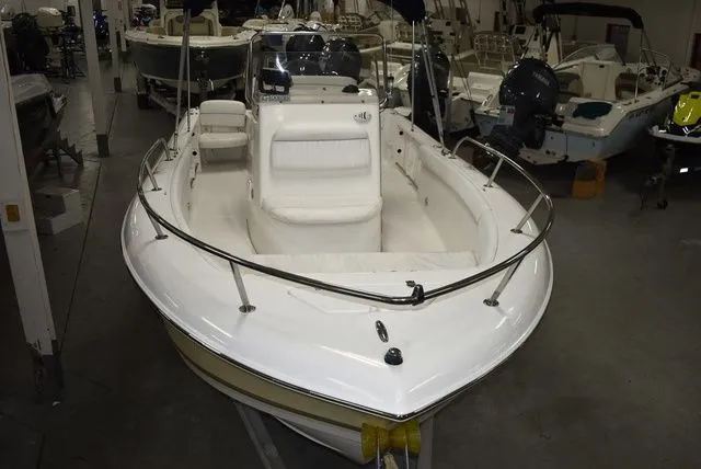Slide: The Image of Sea Pro 196 Center Console 2006 - 22