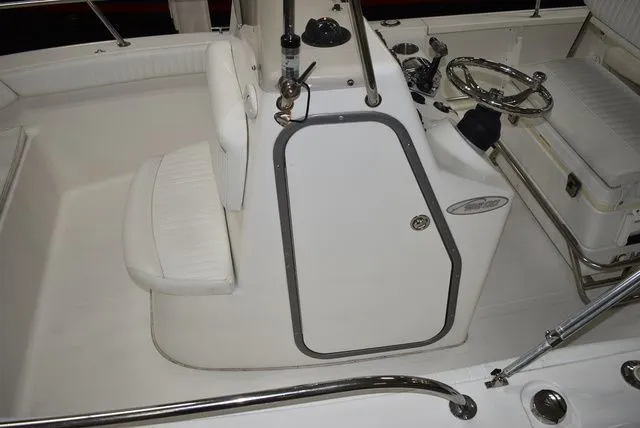 Slide: The Image of Sea Pro 196 Center Console 2006 - 23