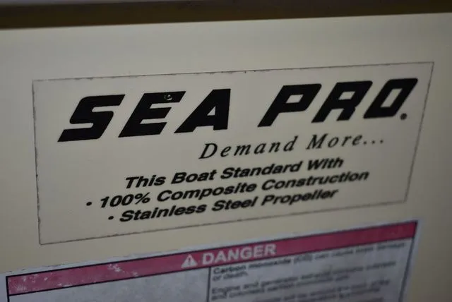 Slide: The Image of Sea Pro 196 Center Console 2006 - 30