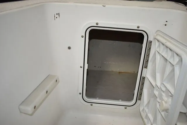 Slide: The Image of Sea Pro 196 Center Console 2006 - 32