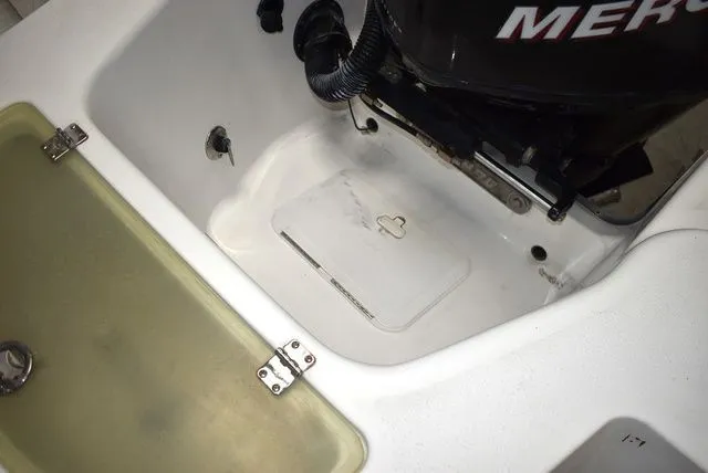 Slide: The Image of Sea Pro 196 Center Console 2006 - 34