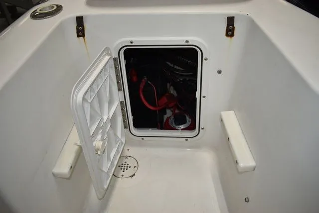 Slide: The Image of Sea Pro 196 Center Console 2006 - 36