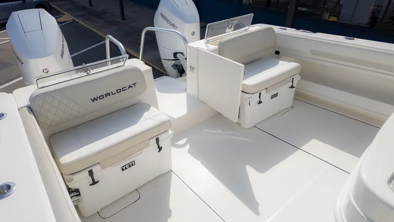 Slide: The Image of World Cat 325CC 2026 - 10