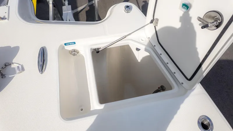 Slide: The Image of World Cat 325CC 2026 - 35