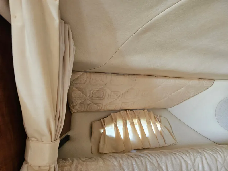 Slide: The Image of Sea Ray 290 Amberjack 2003 - 14