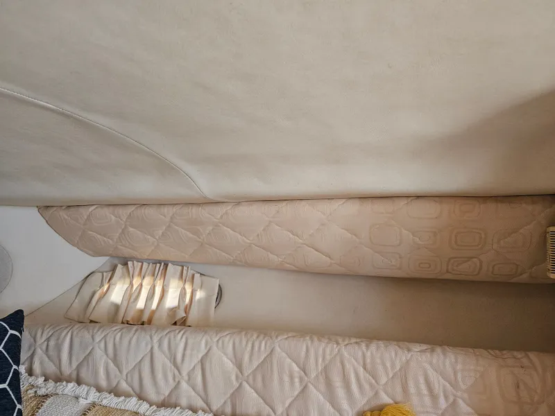 Slide: The Image of Sea Ray 290 Amberjack 2003 - 15