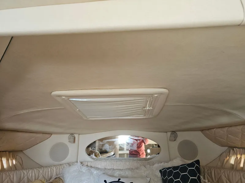 Slide: The Image of Sea Ray 290 Amberjack 2003 - 16