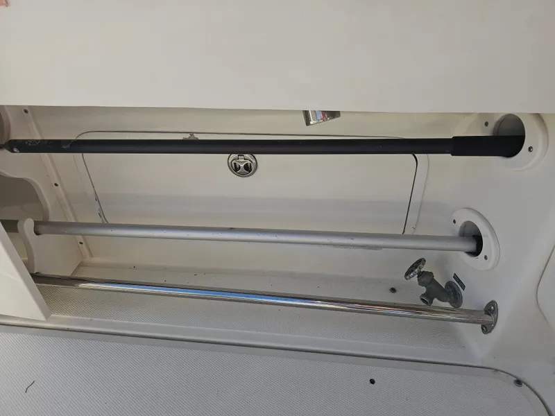 Slide: The Image of Sea Ray 290 Amberjack 2003 - 31