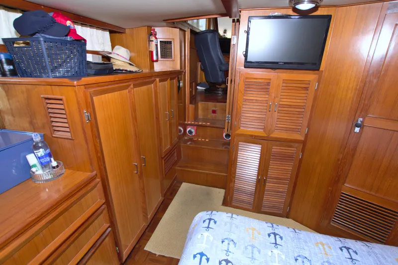 Slide: The Image of Jefferson 42 Sundeck 1987 - 53