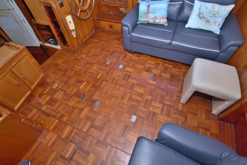 Slide: The Image of Jefferson 42 Sundeck 1987 - 54