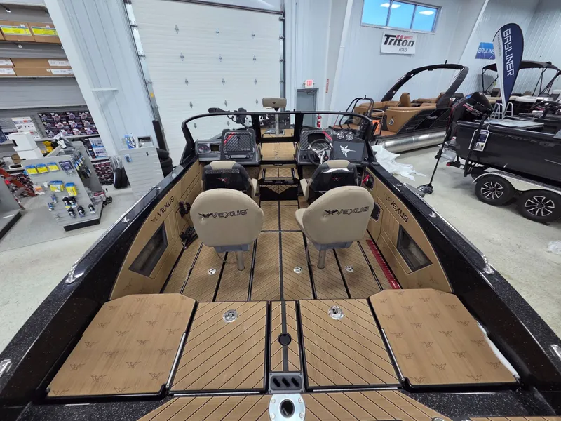 Slide: The Image of Vexus DVX20s 2026 - 8