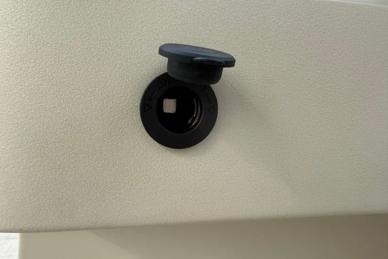 Slide: The Image of Lock mechanism on 2026 Avalon VLS Quad Lounge boat. - 20