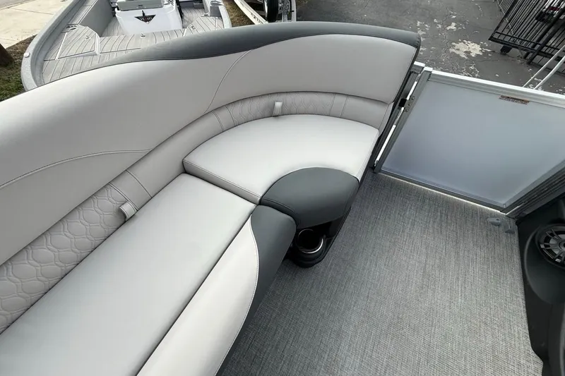 Slide: The Image of 2026 Avalon LSZ Versatile Rear Bench Windshield with elegant gray seating and modern design. - 16
