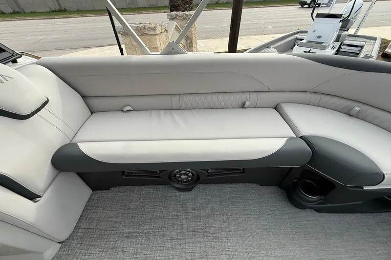 Slide: The Image of 2026 Avalon LSZ Versatile Rear Bench Windshield with sleek, modern seating design. - 18