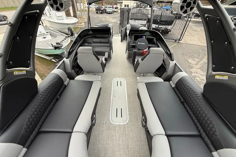 Slide: The Image of 2026 Avalon Excalibur LTD Quad Lounger Shift interior with luxurious seating and modern design. - 23