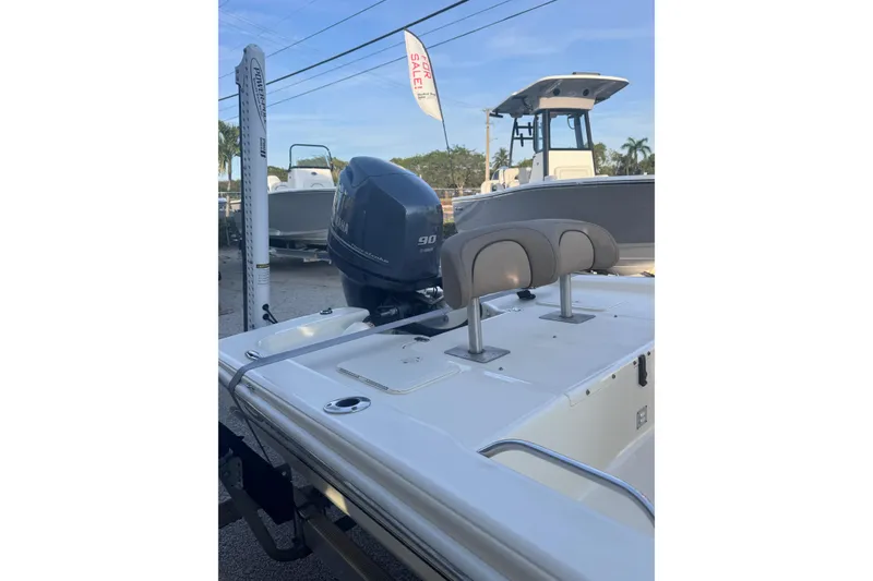 Slide: The Image of 2016 Scout 177 Sport boat with Yamaha 90 engine, displayed for sale. - 6