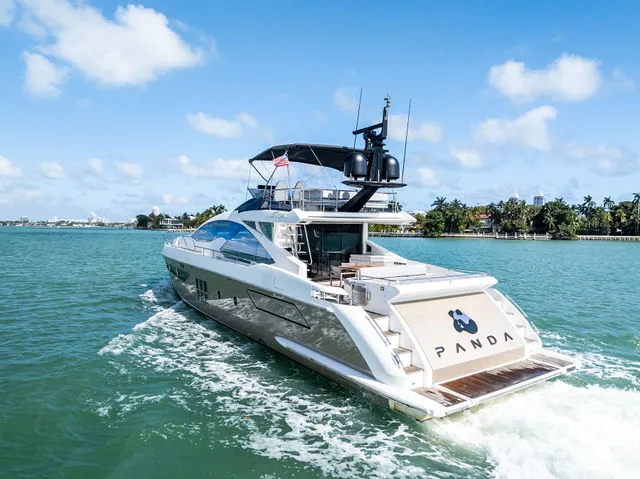 Slide: The Image of Azimut 77S 2017 - 60
