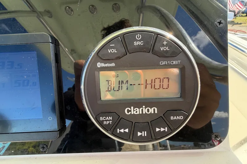 Slide: The Image of Yamaha display showing trip data on Bulls Bay 255 Center Console, 2025 model. - 33