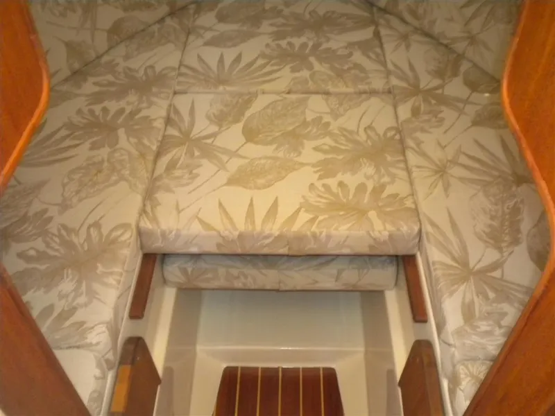 Slide: The Image of Interior of 2008 Ranger Tugs R-25 boat. - 13