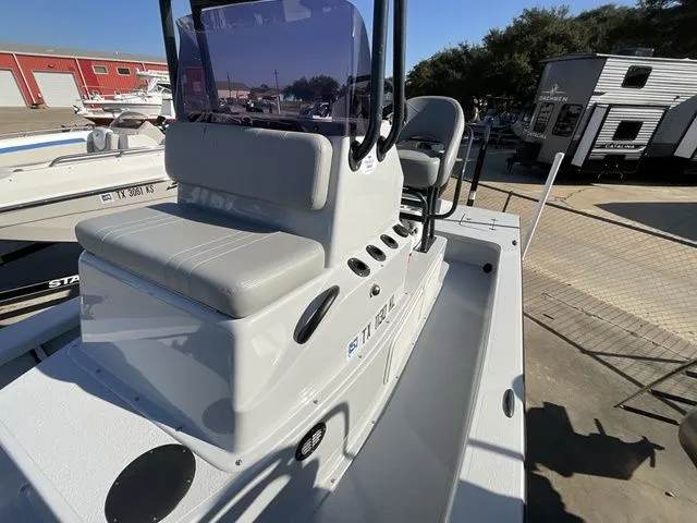 Slide: The Image of Majek M2 ILLUSION 2022 - 12