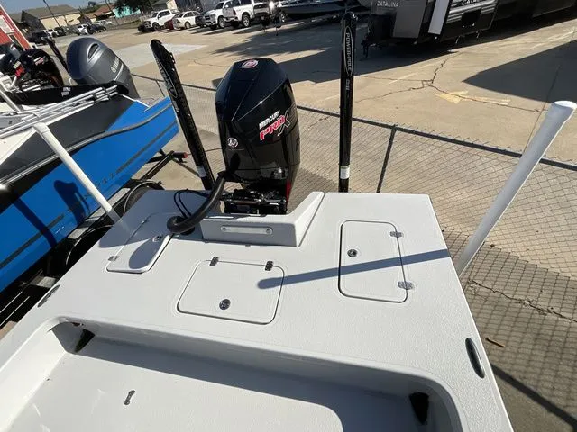 Slide: The Image of Majek M2 ILLUSION 2022 - 16