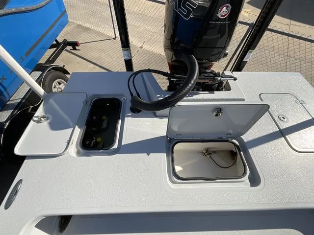 Slide: The Image of Majek M2 ILLUSION 2022 - 17