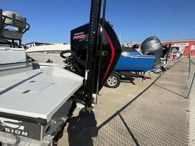 Slide: The Image of Majek M2 ILLUSION 2022 - 4