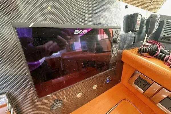 Slide: The Image of B&G navigation system on 2006 Lagoon 440 yacht dashboard. - 36