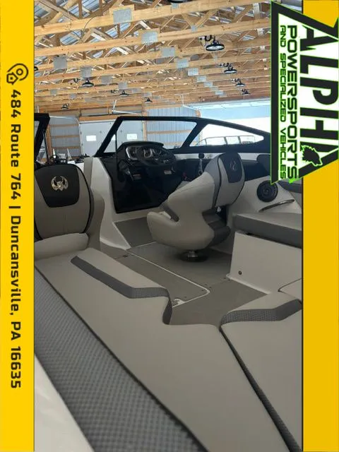 Slide: The Image of Scarab 215 SE 2025 - 4