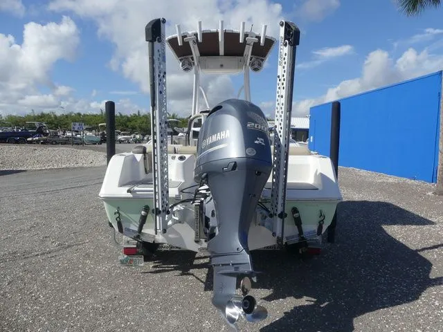 Slide: The Image of Tidewater 210 LXF 2019 - 5