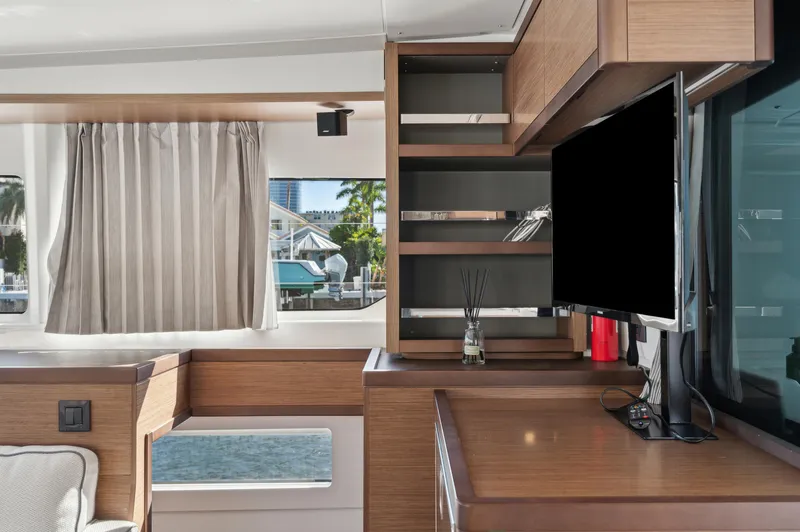 Slide: The Image of Lagoon 46 2022 - 51