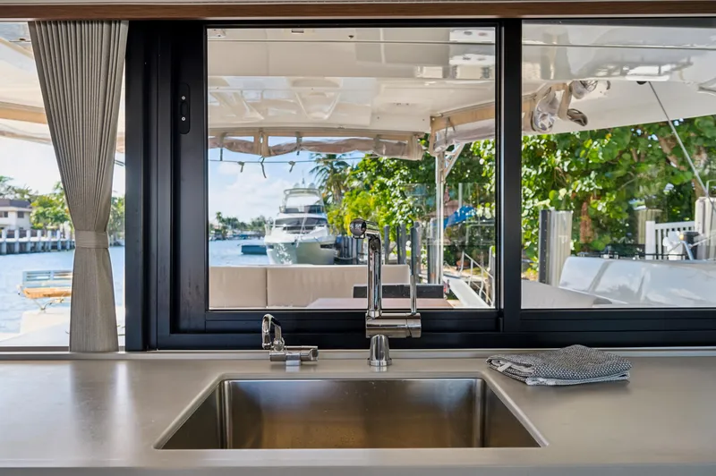 Slide: The Image of Lagoon 46 2022 - 53