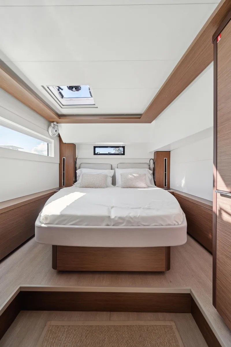 Slide: The Image of Lagoon 46 2022 - 91