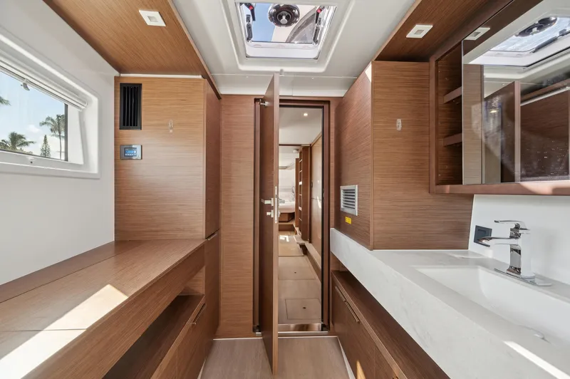 Slide: The Image of Lagoon 46 2022 - 95