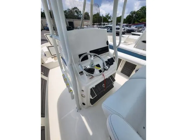 Slide: The Image of Pathfinder 2400 Open 2025 - 10