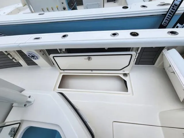 Slide: The Image of Pathfinder 2400 Open 2025 - 15