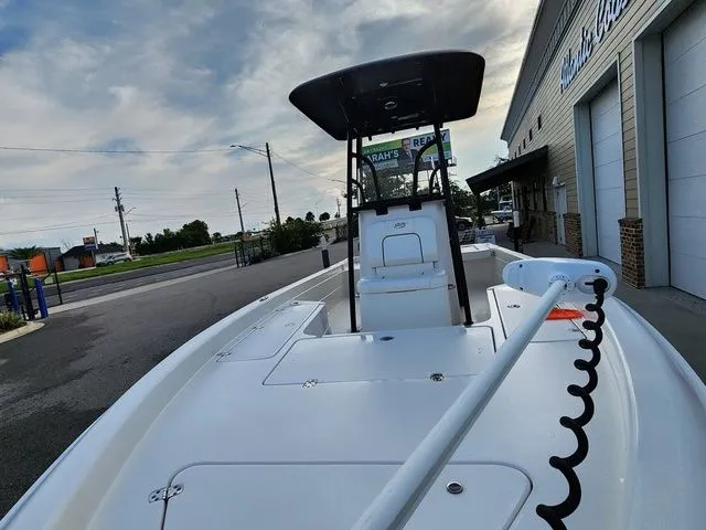 Slide: The Image of Shearwater 23LTZ 2019 - 13