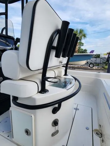 Slide: The Image of Shearwater 23LTZ 2019 - 7