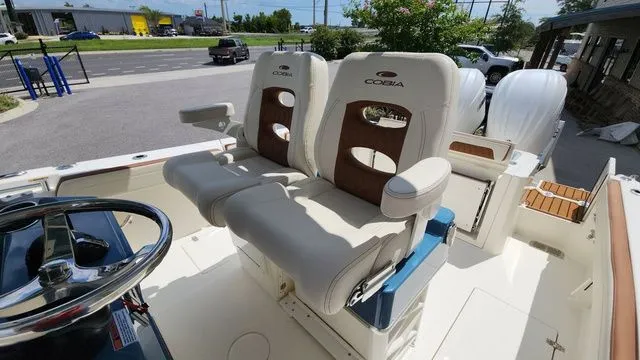 Slide: The Image of Cobia 265 Open Center Console 2025 - 17