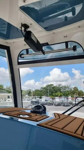 Slide: The Image of Cobia 265 Open Center Console 2025 - 20